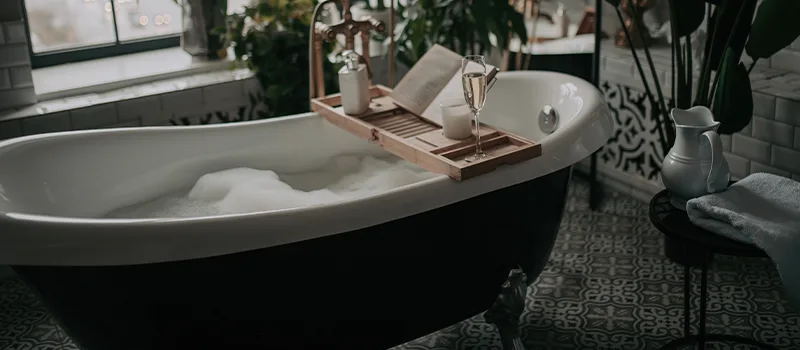 Full Bed Bathtub Replacement in Churchville, Brampton